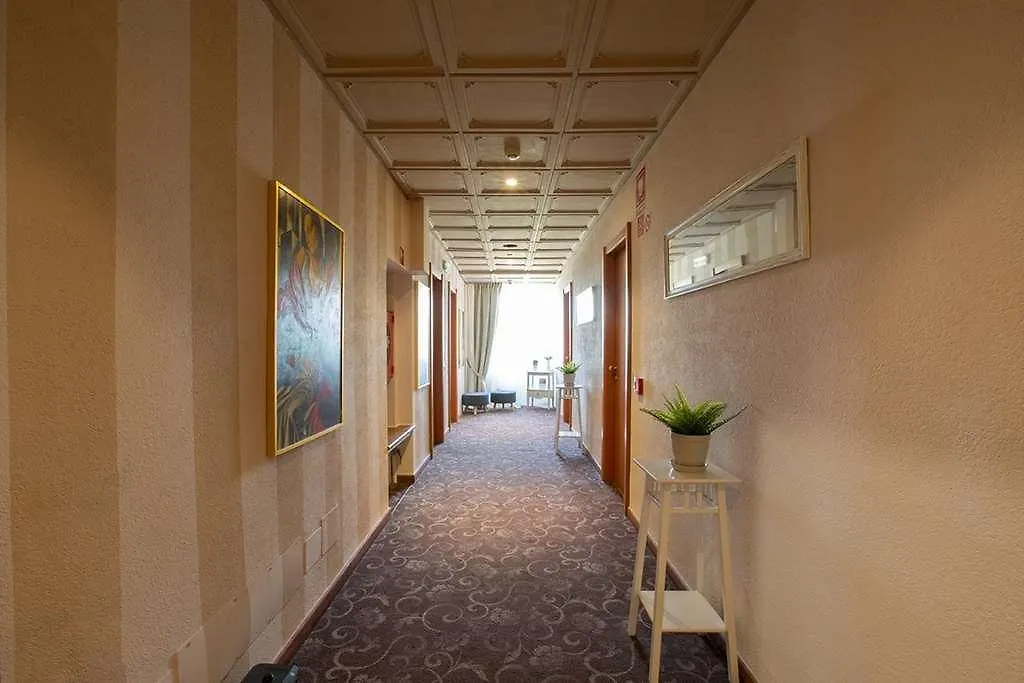 Hotel La Bergamina - アルコレ