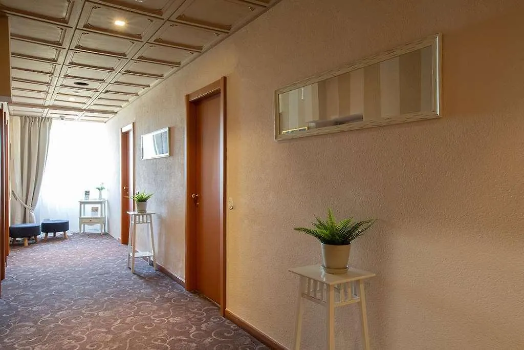 Hotel La Bergamina - アルコレ